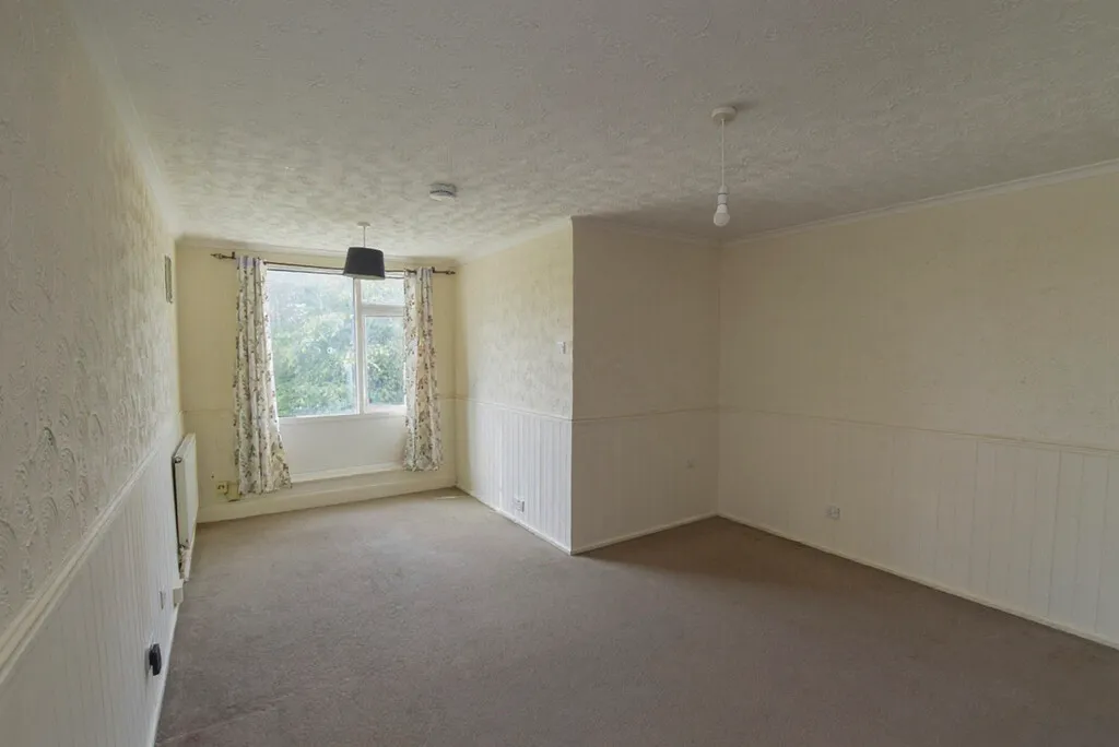 Deercote, Hollinswood, photo 5