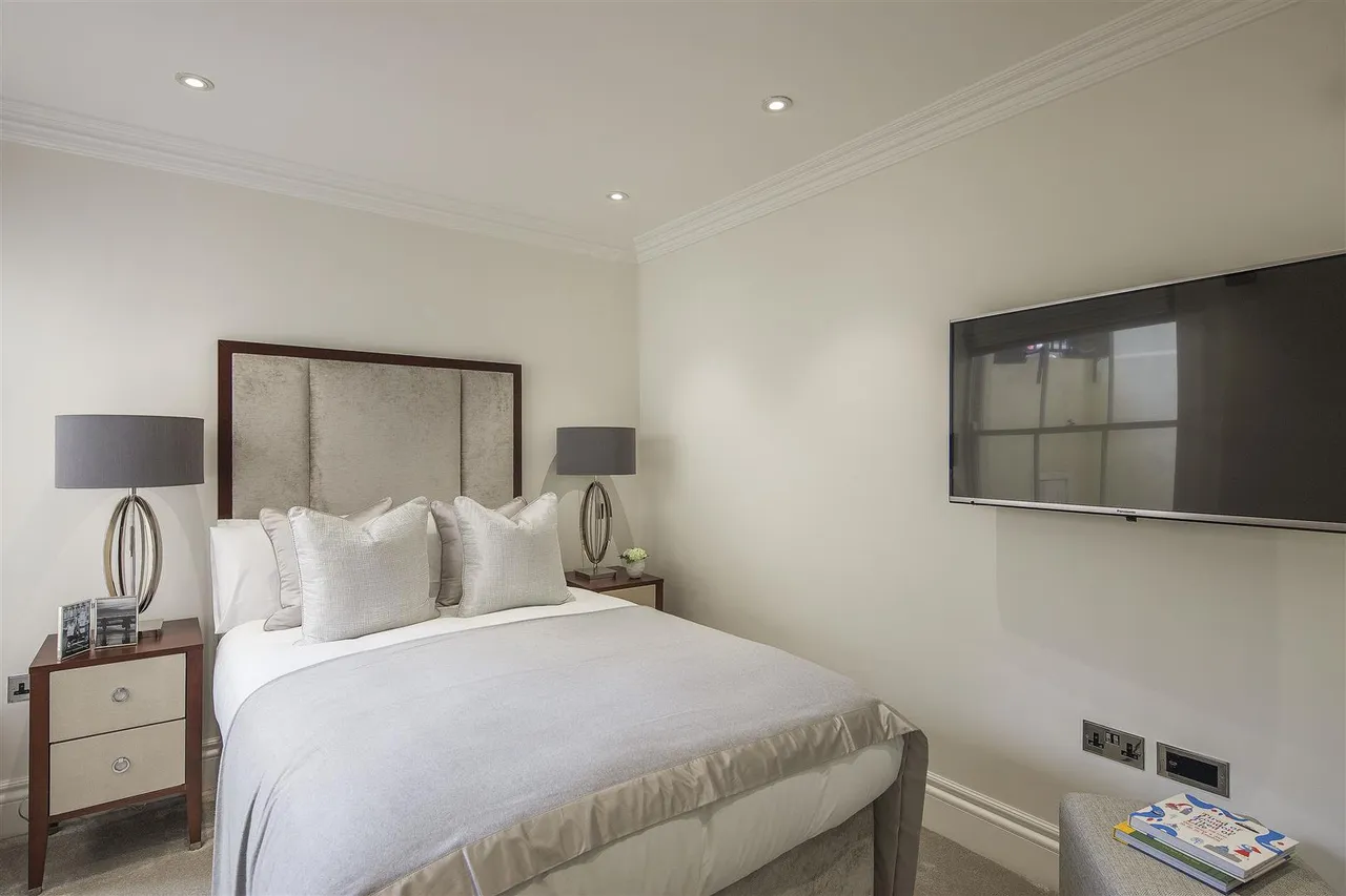 Kensington Gardens Square, Bayswater, W2, photo 3