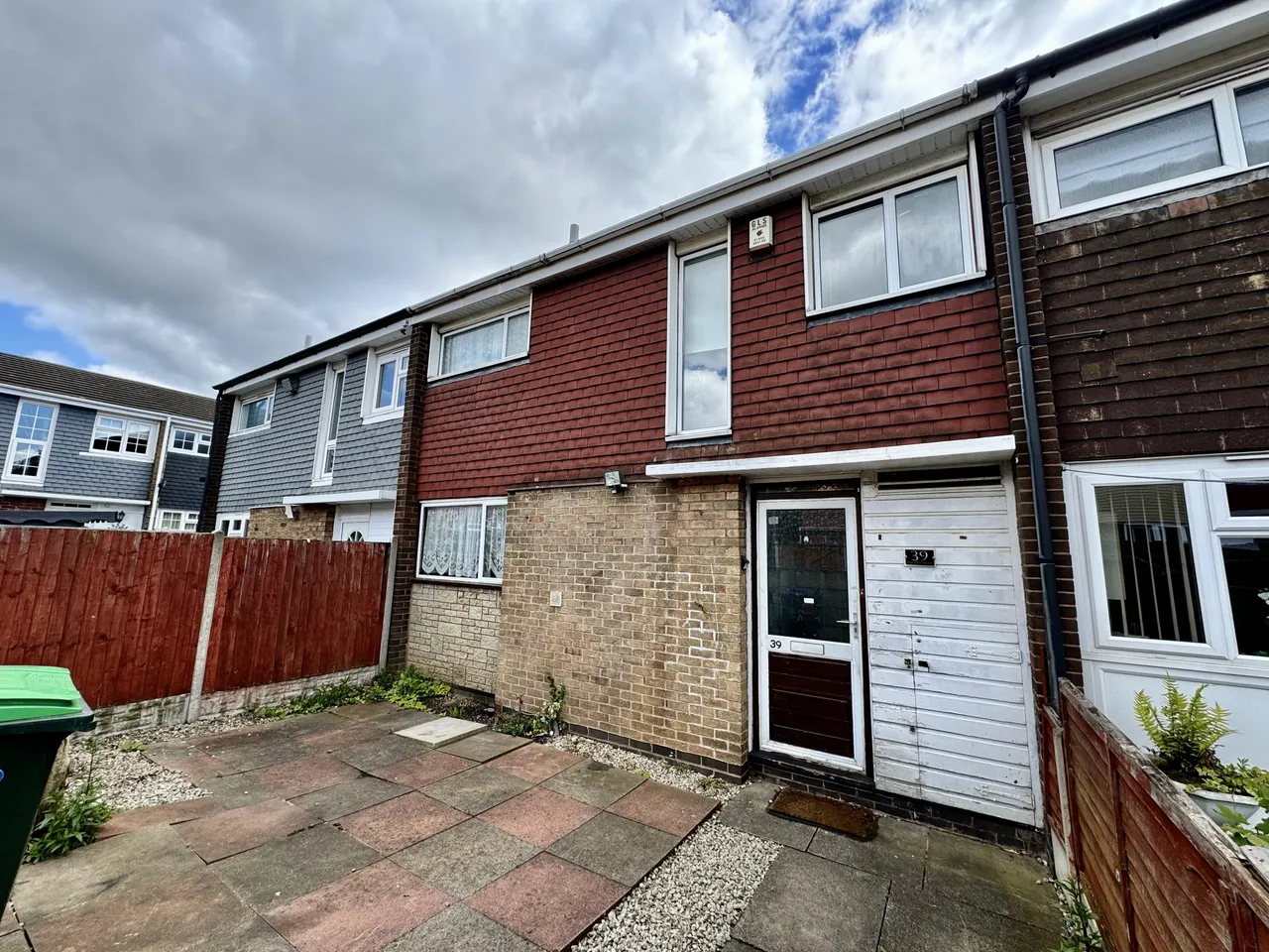 3 bed house to rent — Eastfield Road, TIPTON