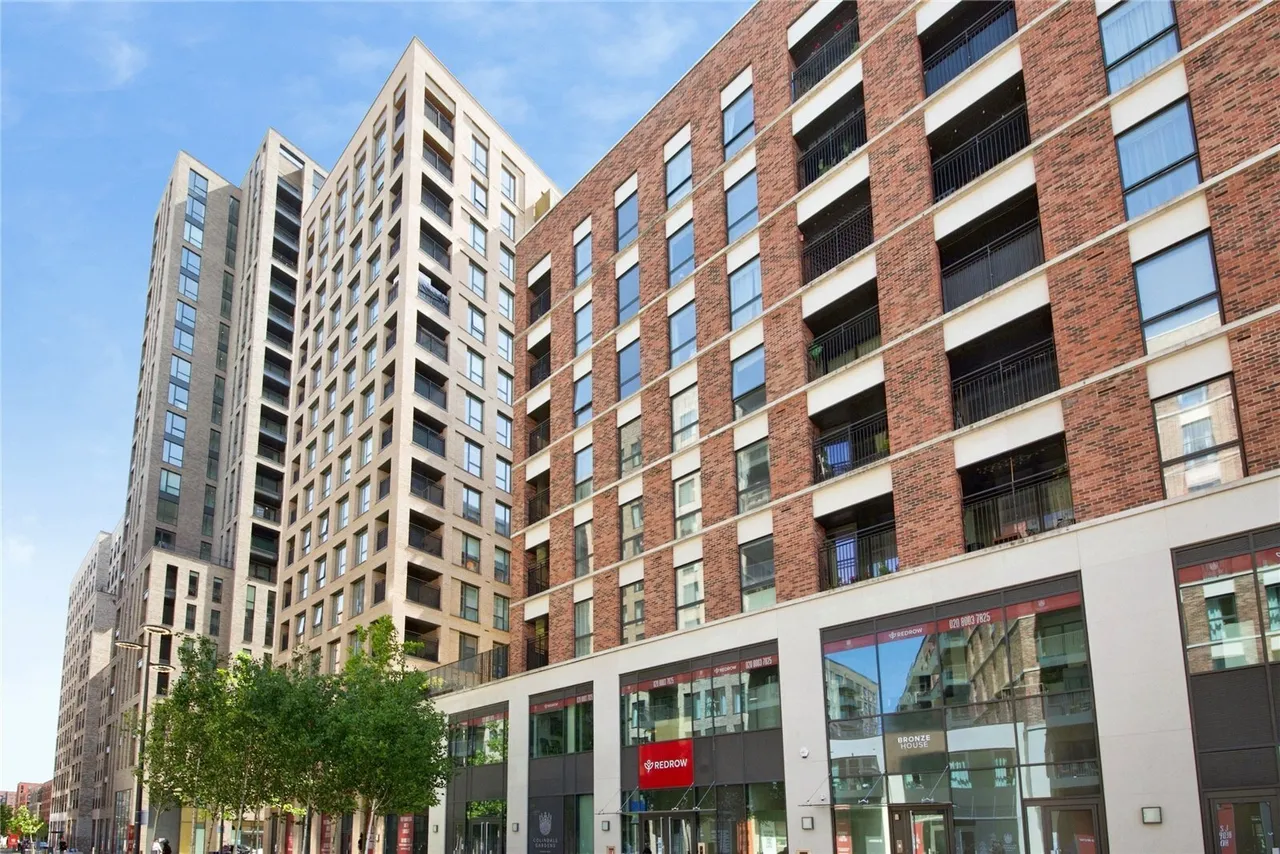Aerial Square, London, NW9, photo 13