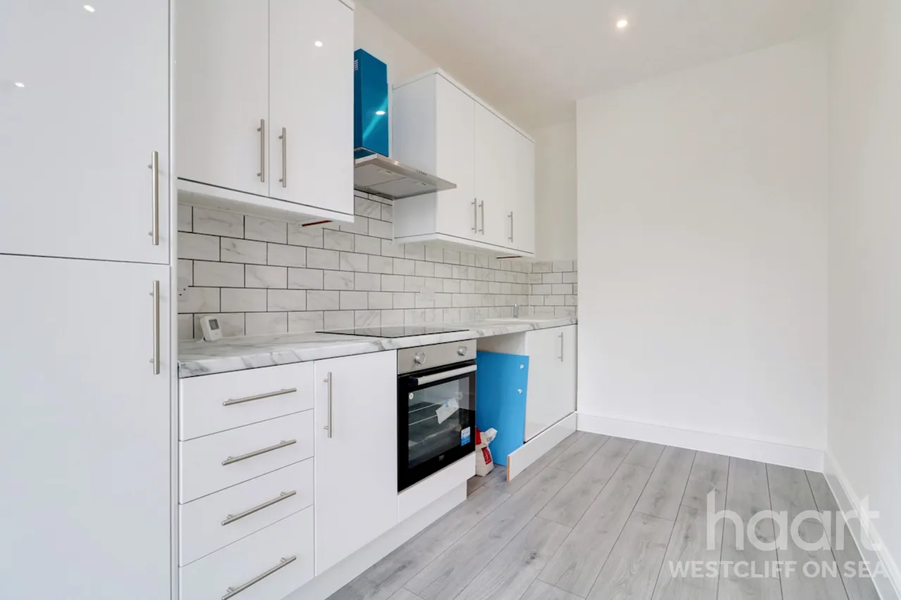Westcliff Park Drive, Westcliff-On-Sea, SS0, photo 4