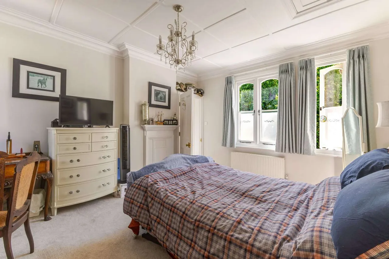 Finings Road, Bolter End, HP14, photo 13