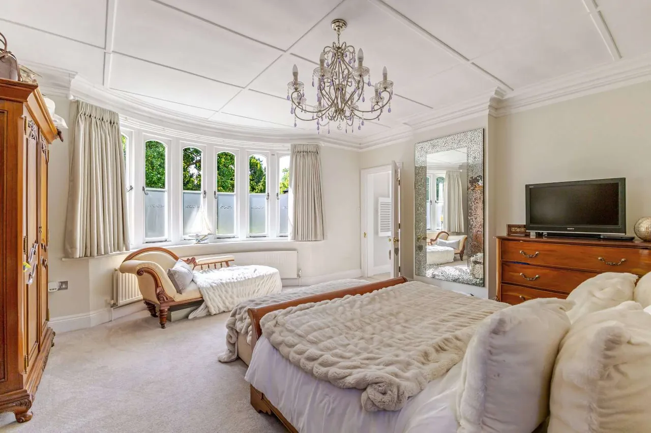 Finings Road, Bolter End, HP14, photo 12