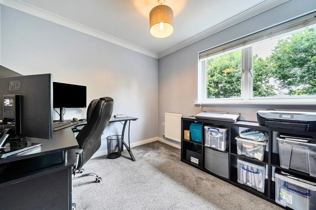 Cloudeseley Close, DA14, photo 10