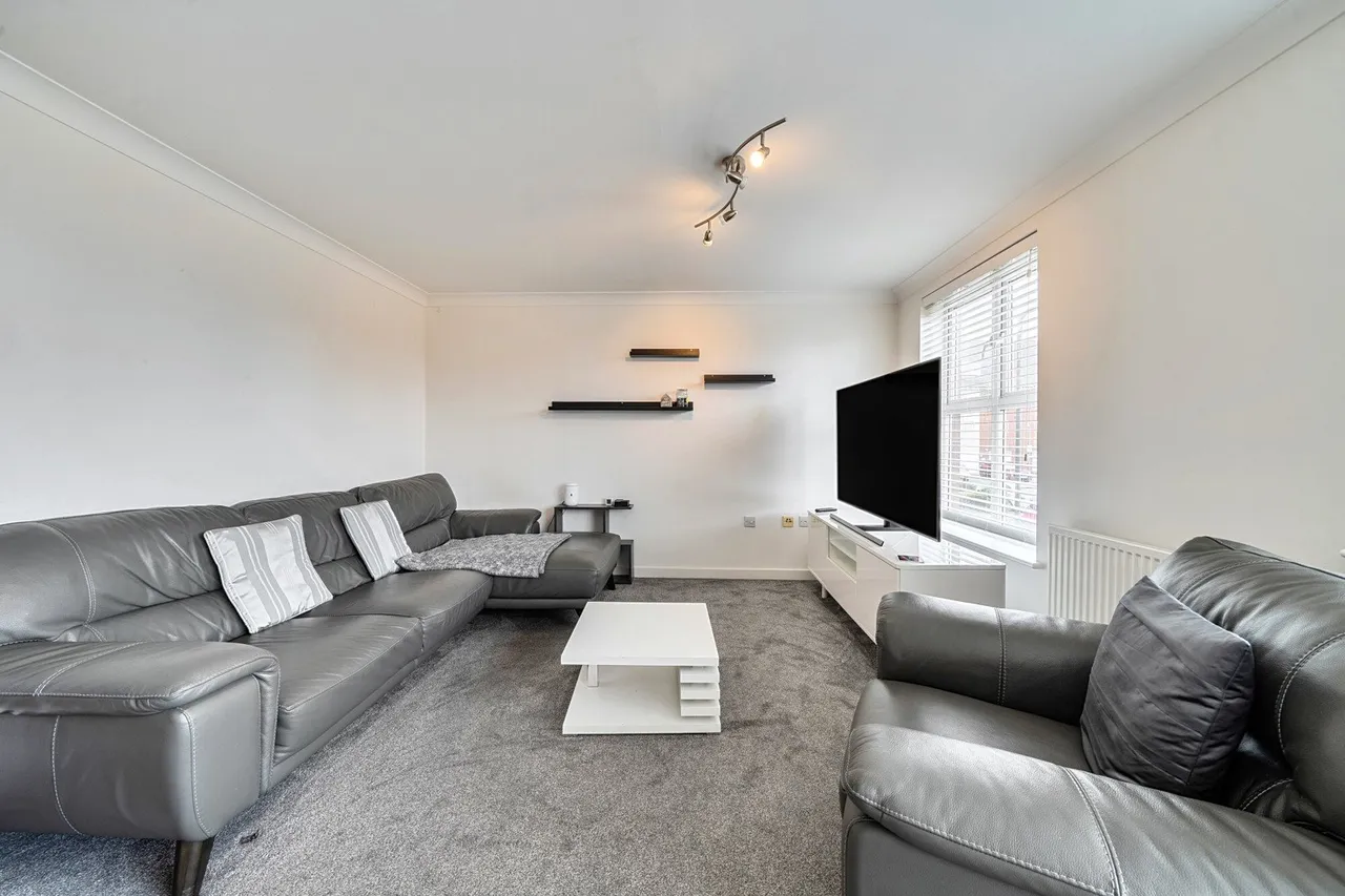 Cloudeseley Close, DA14, photo 2