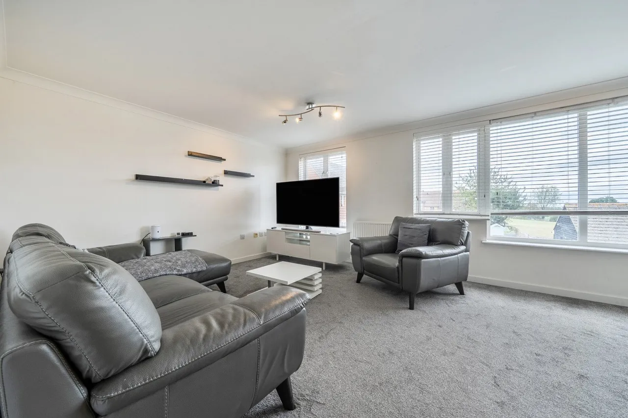 Cloudeseley Close, DA14, photo 13