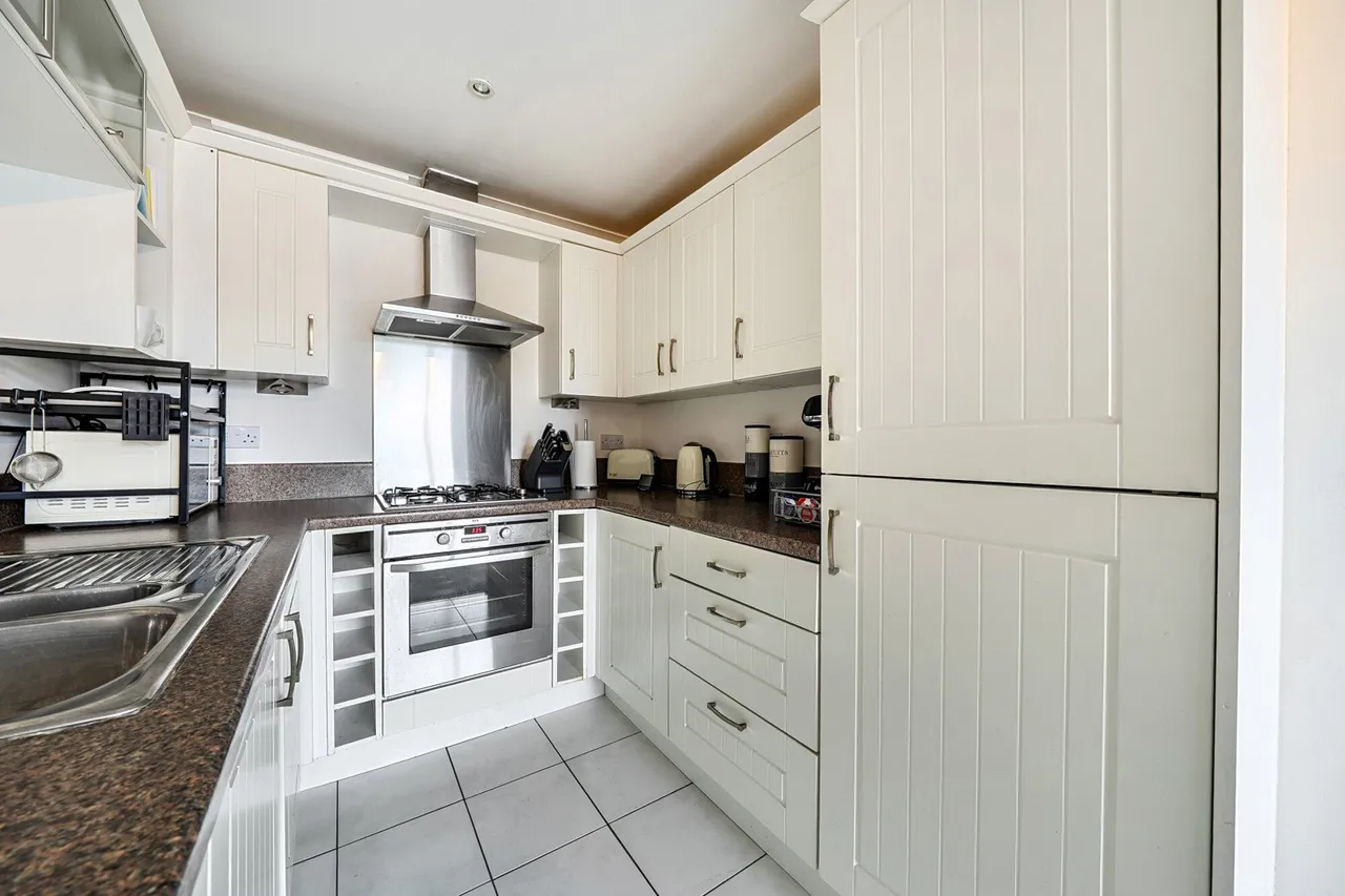 Cloudeseley Close, DA14, photo 8