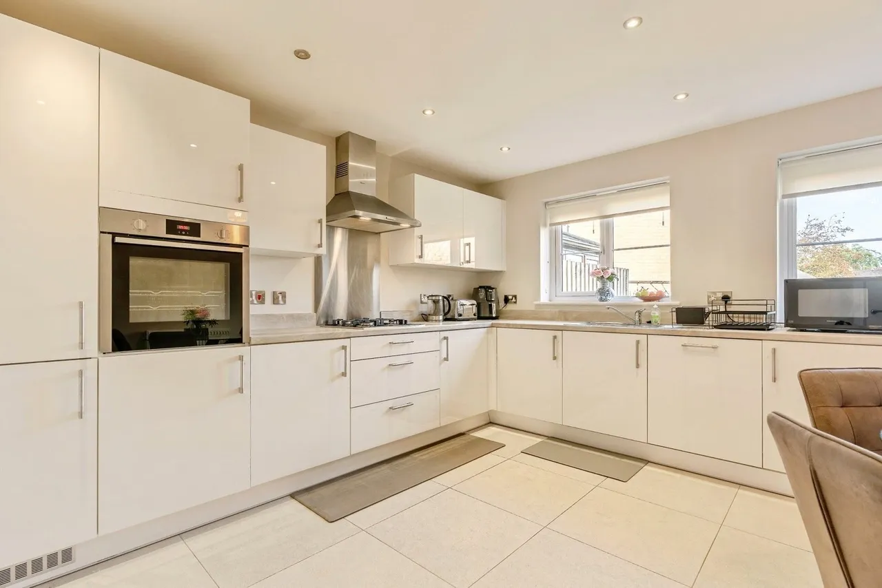 Clarkson Close, Burnley, Lancashire, BB10, photo 9