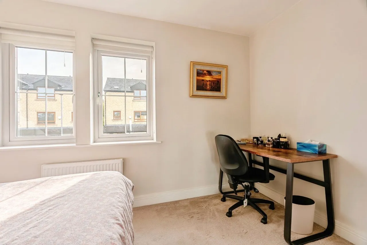 Clarkson Close, Burnley, Lancashire, BB10, photo 4