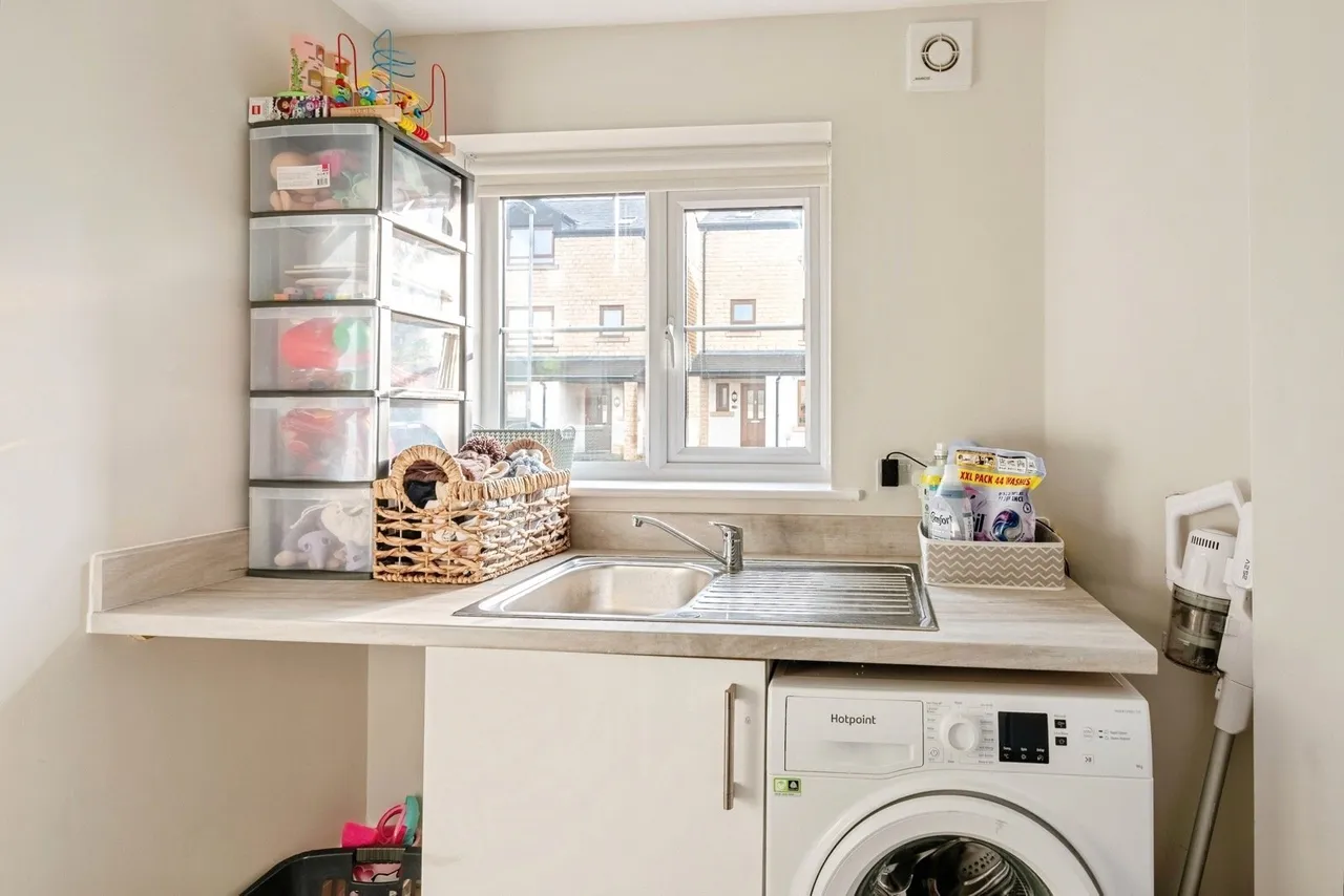 Clarkson Close, Burnley, Lancashire, BB10, photo 14