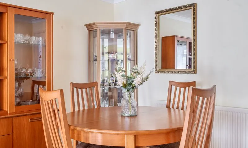 Kiln Lane, Epsom, KT17, photo 6