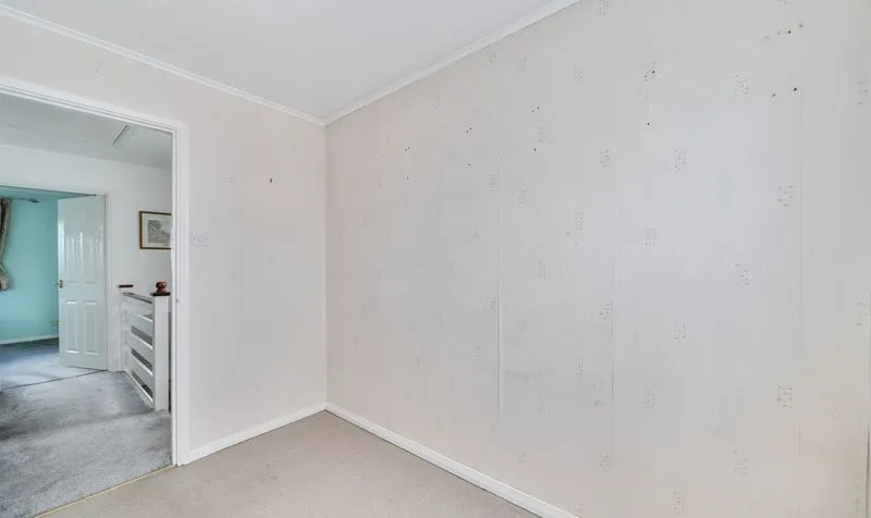 Kiln Lane, Epsom, KT17, photo 18