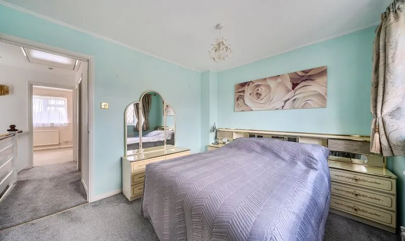 Kiln Lane, Epsom, KT17, photo 14
