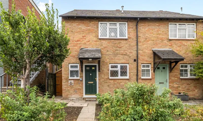3 bed house for sale, Kiln Lane, Epsom, KT17