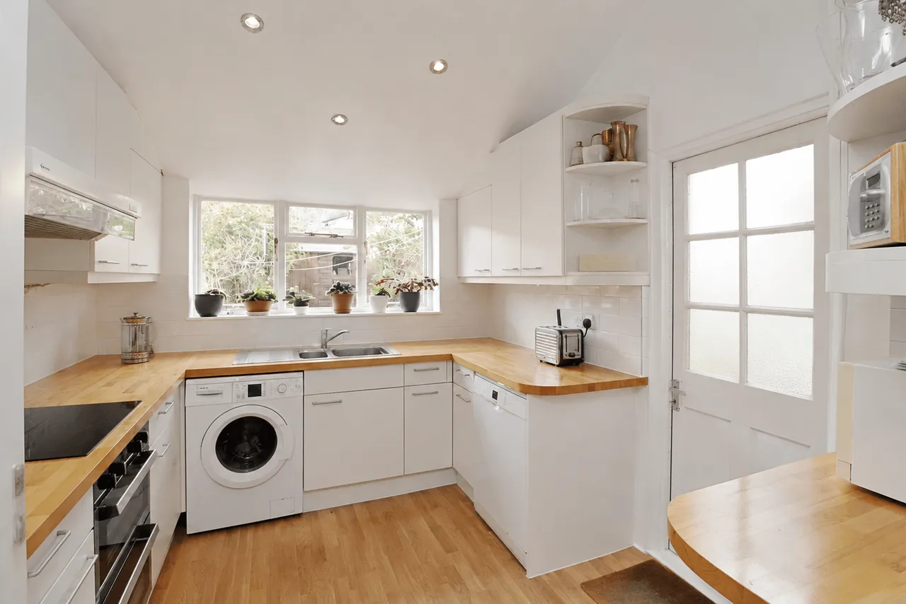 Hollies Road, Ealing, W5, photo 2