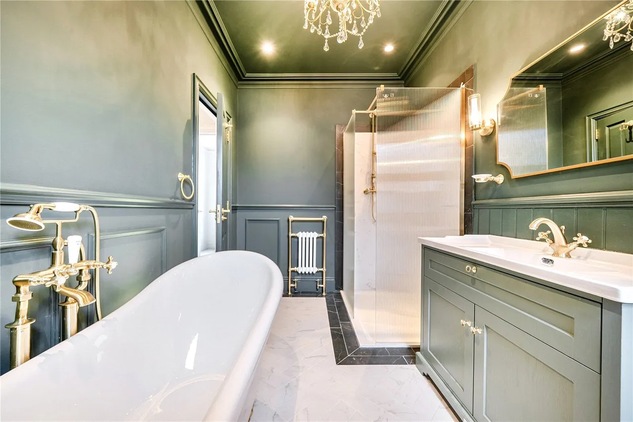 Brunswick Crescent, London, N11 1EE, photo 11