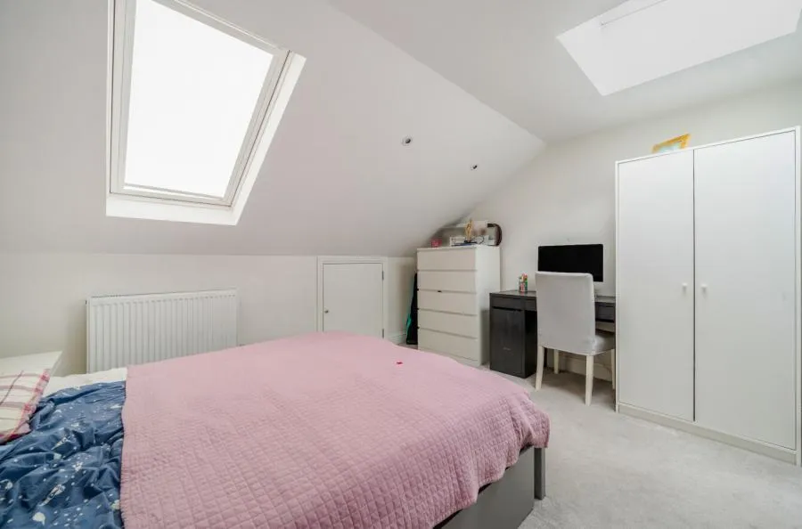 Askew Road, London, W12, photo 14
