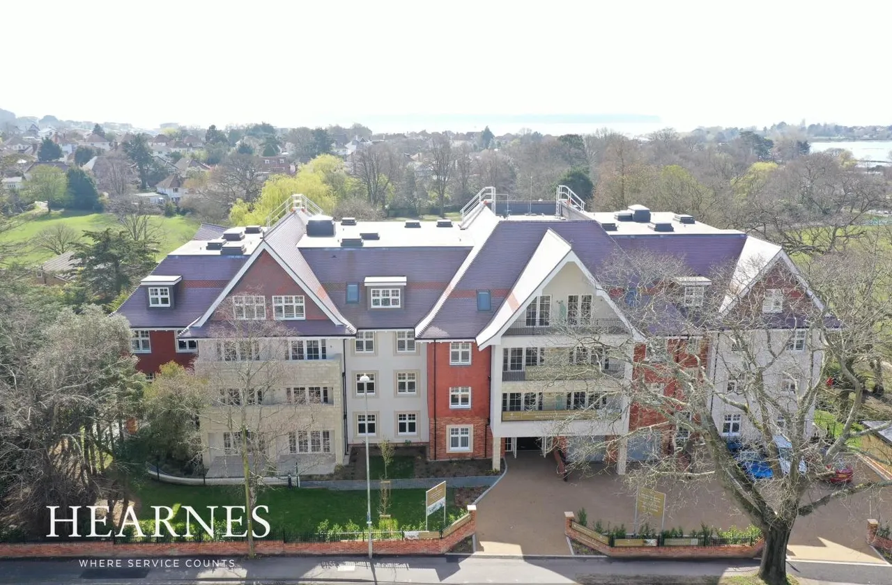 1 bed flat for sale, Renaissance, BH14
