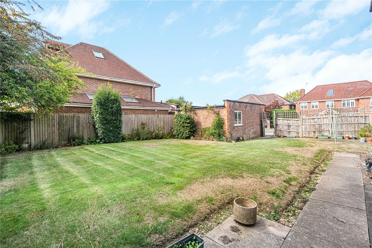 Dellfield Close, Radlett, WD7, photo 17