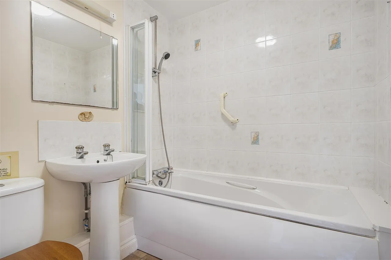 Tavistock Road, Launceston, photo 8