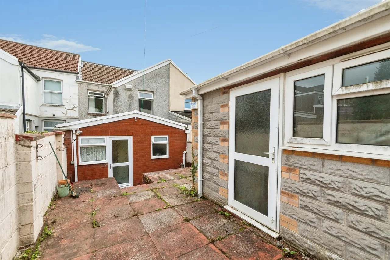 King Street, Pontypridd, CF37, photo 19