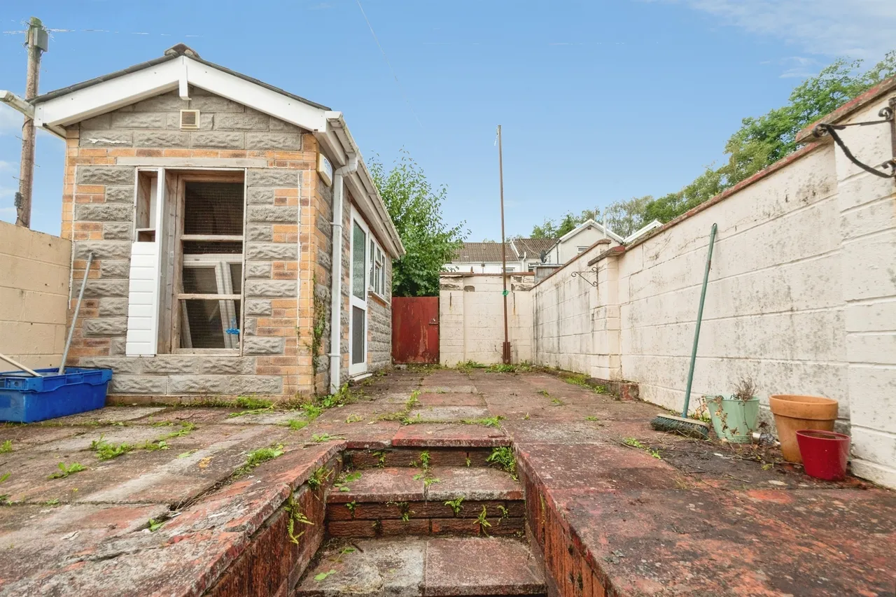 King Street, Pontypridd, CF37, photo 18