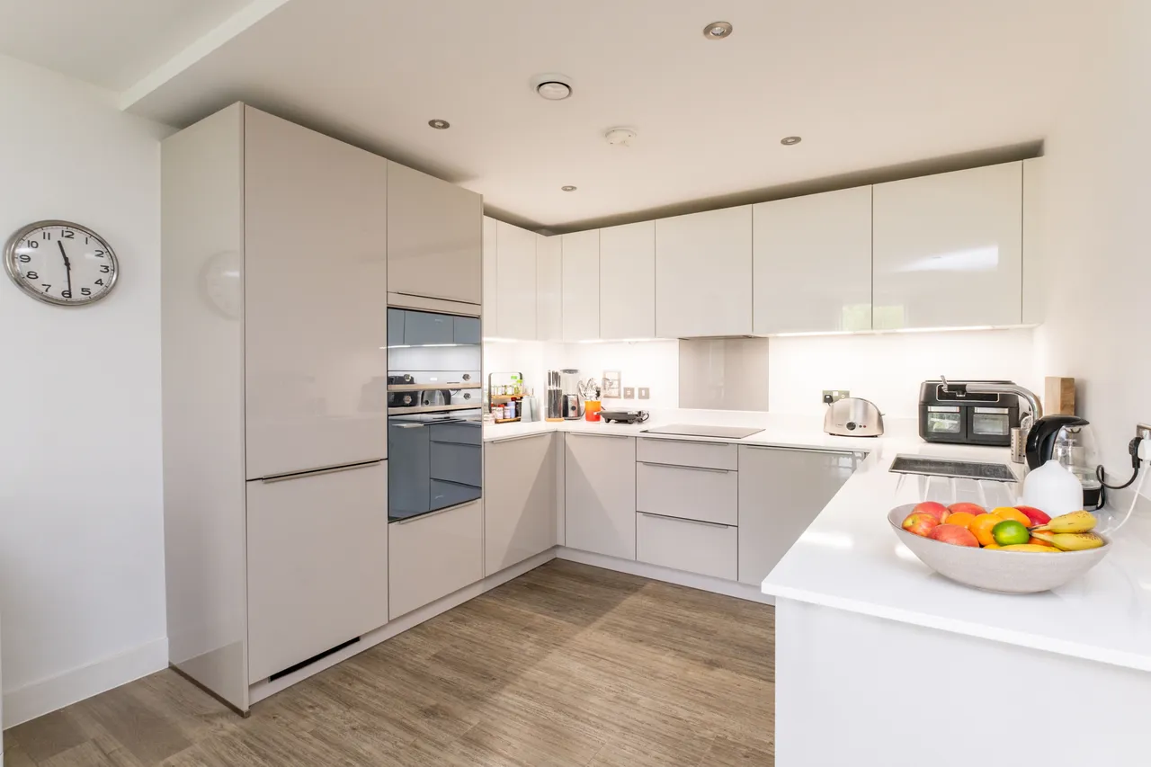 Woodside Avenue, London, N10, photo 2