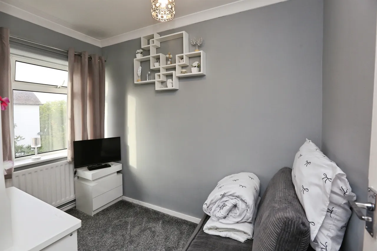 Winchfield Close, Southampton, SO19, photo 9