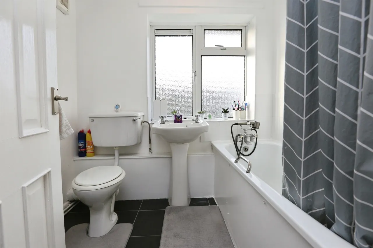Winchfield Close, Southampton, SO19, photo 10