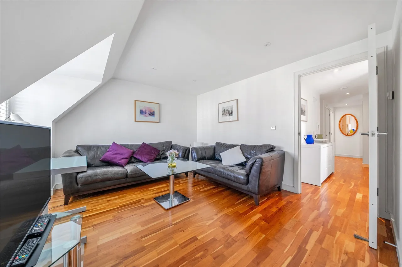 Plaistow Lane, Bromley, BR1, photo 24