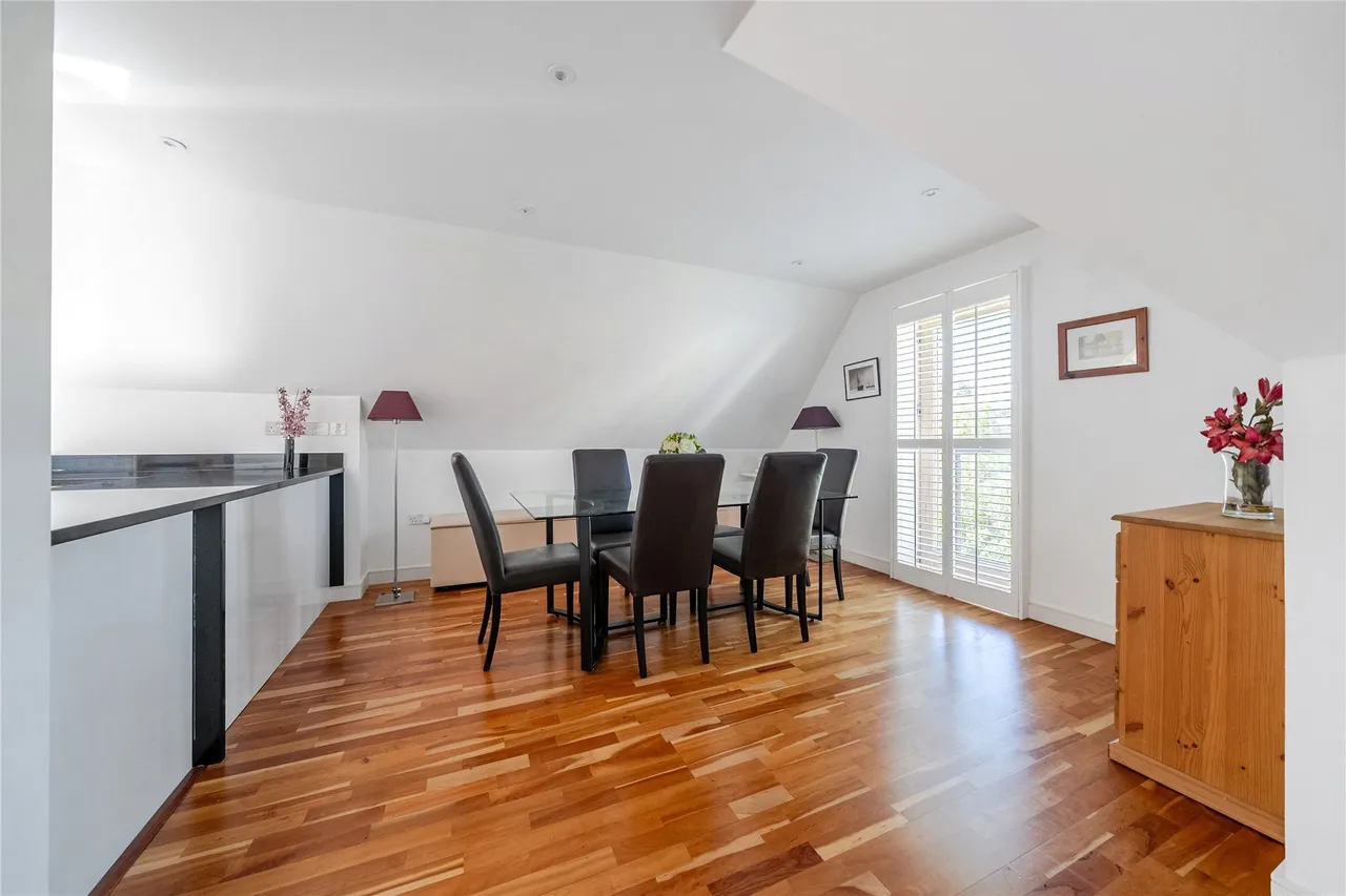 Plaistow Lane, Bromley, BR1, photo 23