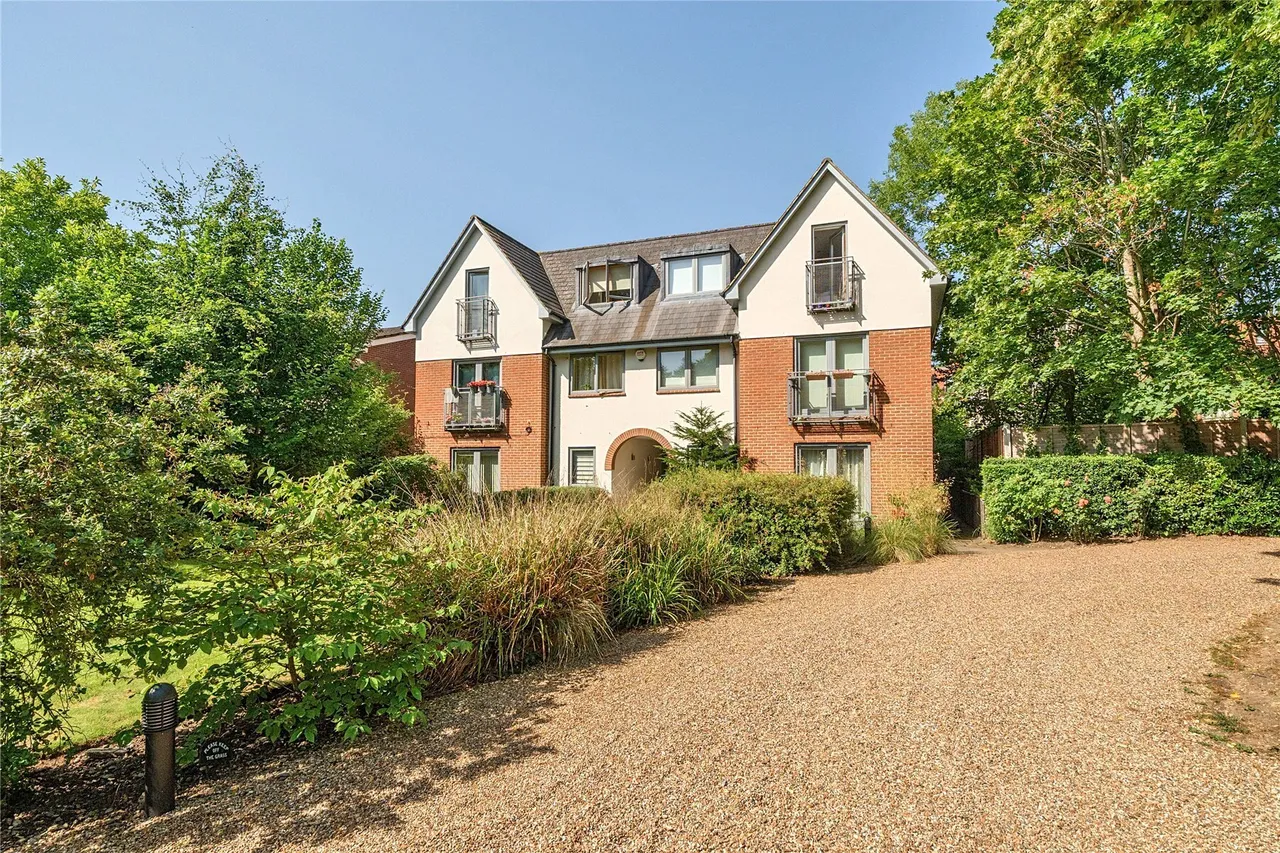 2 bed flat for sale — Plaistow Lane, Bromley, BR1