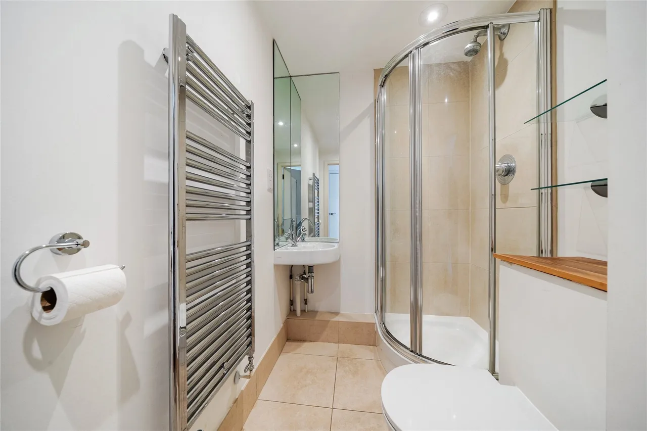 Plaistow Lane, Bromley, BR1, photo 8