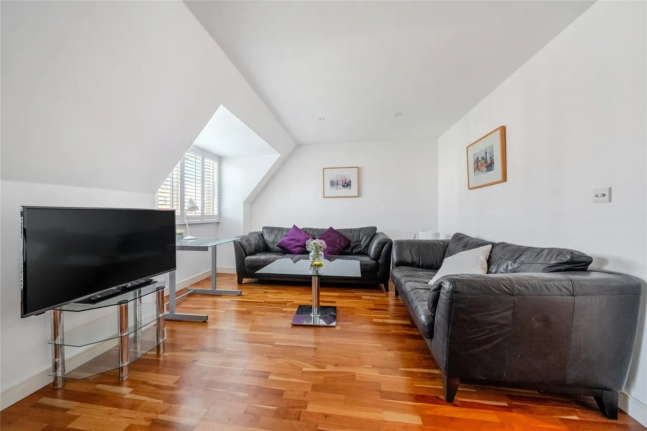 Plaistow Lane, Bromley, BR1, photo 13