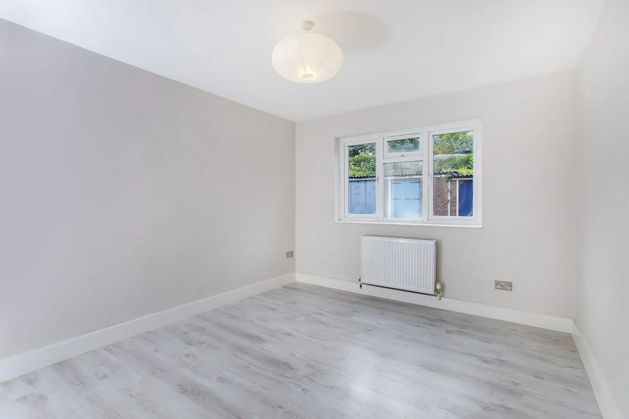 Ward Road, London, photo 5