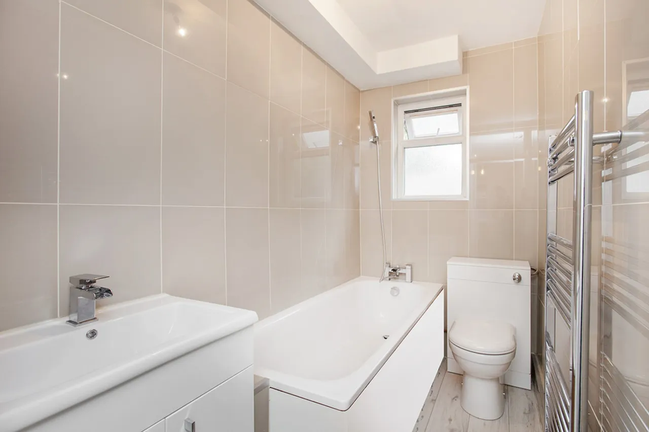 Ward Road, London, photo 7