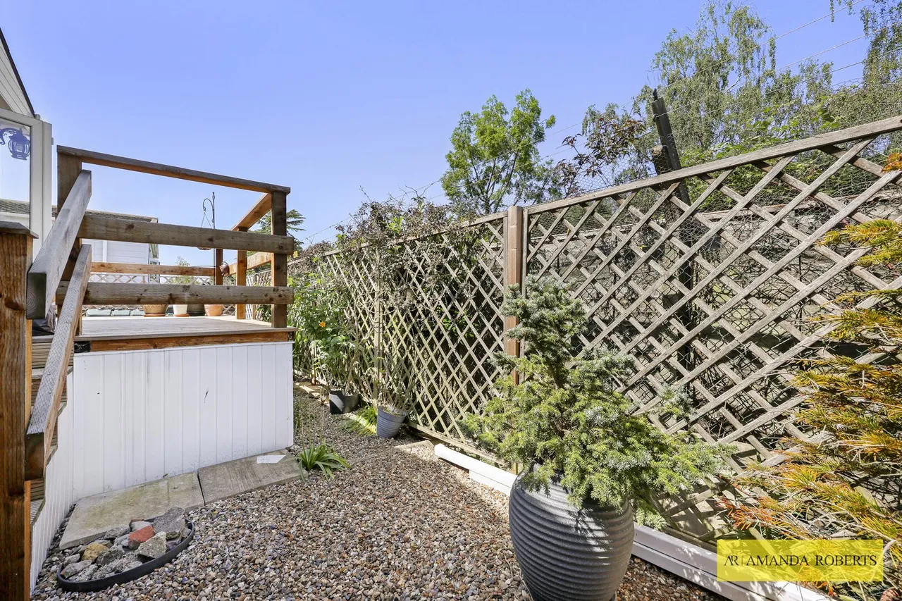 Hornbeam Lane, London, photo 21