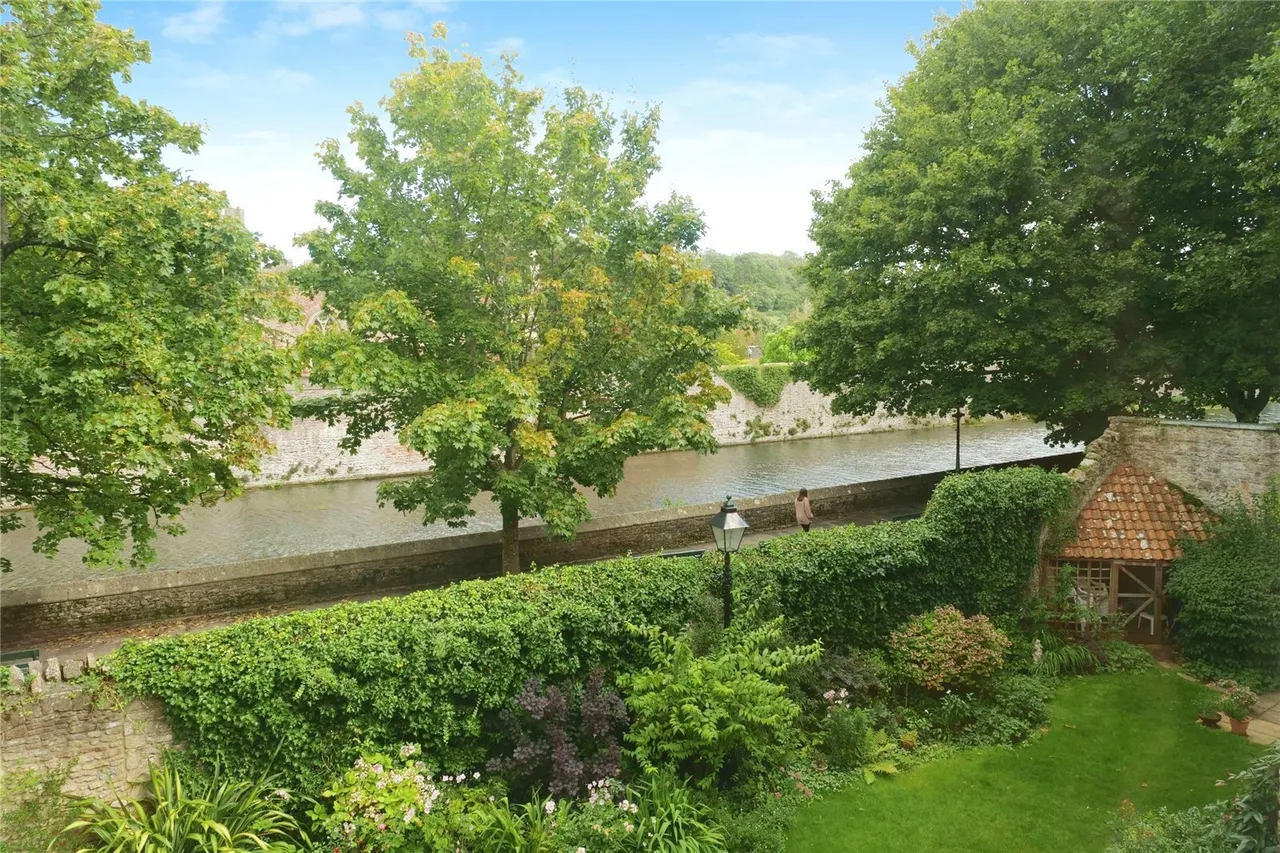 Carlton Court, Wells, BA5, photo 18