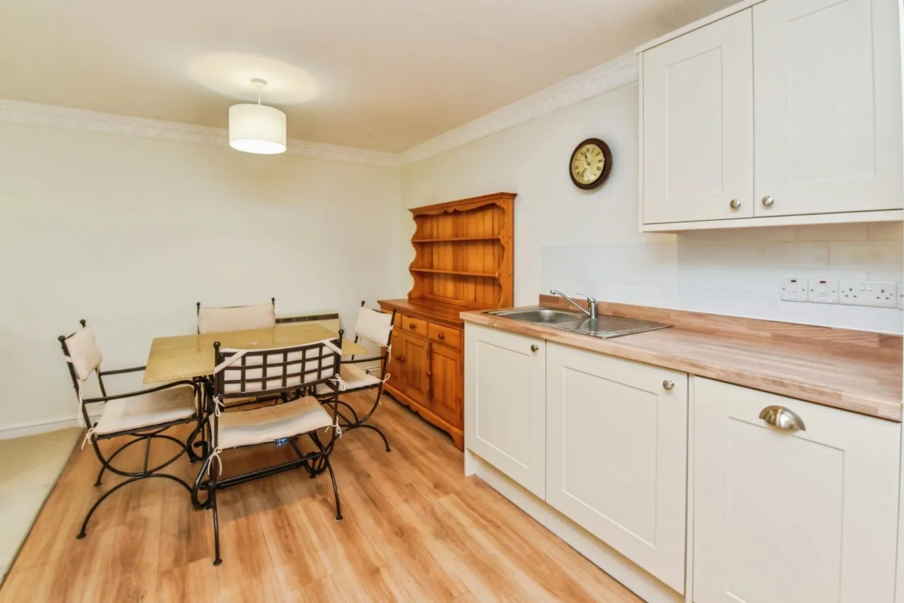 Carlton Court, Wells, BA5, photo 6