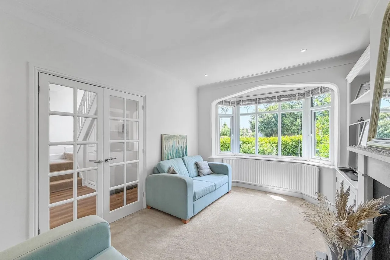 Delahays Road, Hale, Cheshire WA15 8DS, photo 18