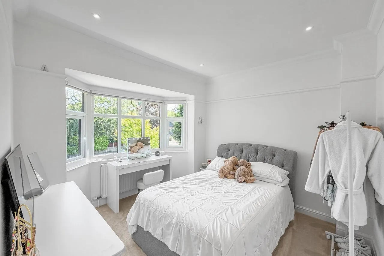 Delahays Road, Hale, Cheshire WA15 8DS, photo 34