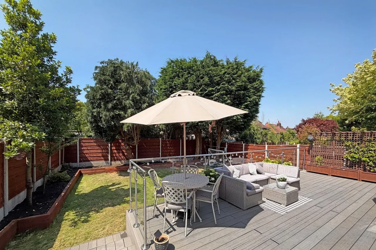 Delahays Road, Hale, Cheshire WA15 8DS, photo 24