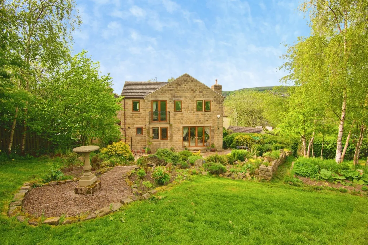 4 bed house for sale, The Croft, Keighley, BD21