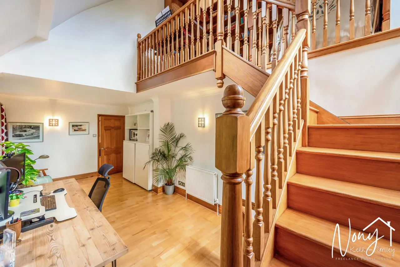 Kerrfield, Winchester, SO22, photo 8