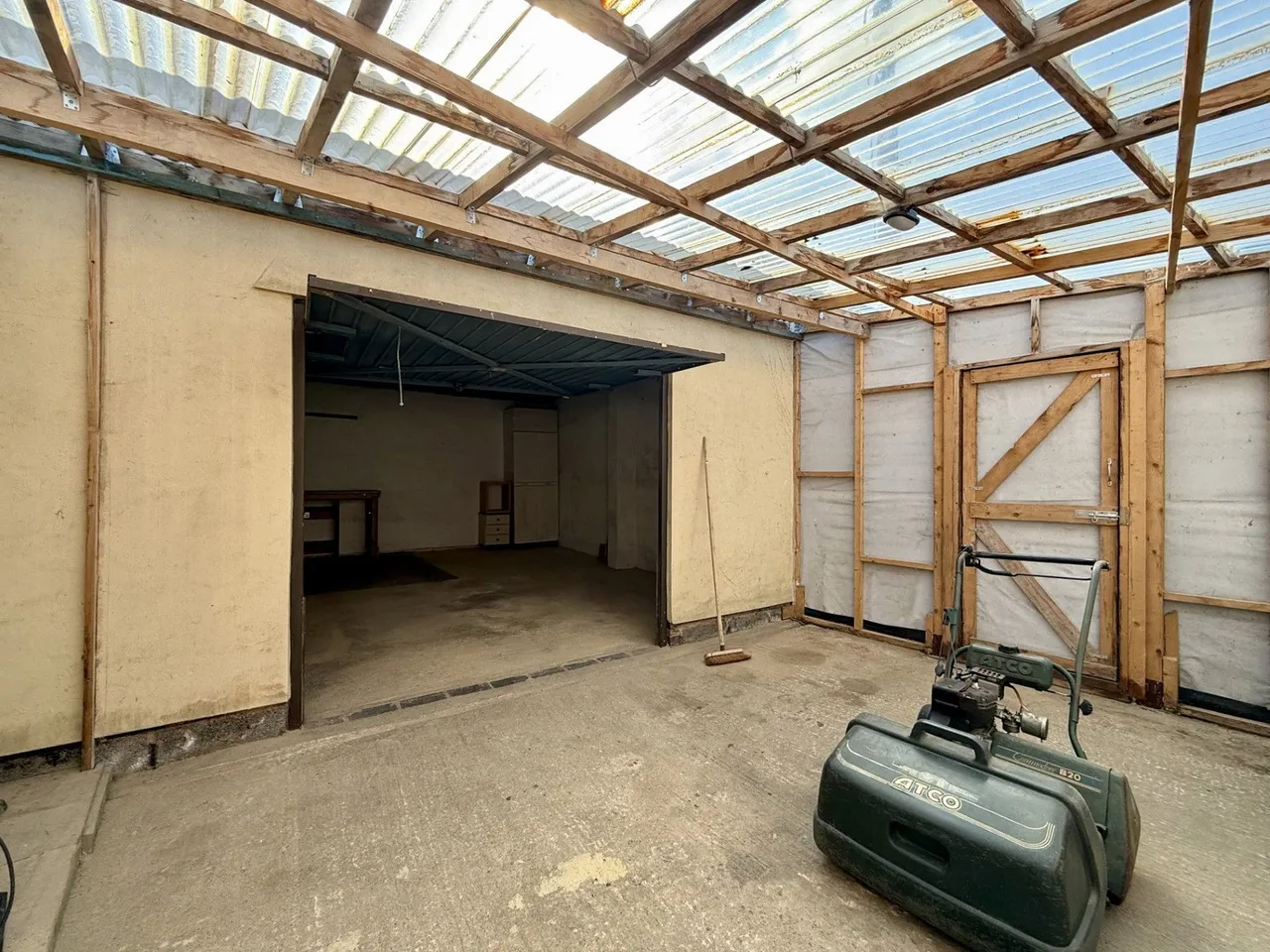 Hartpury, Gloucester, GL19, photo 14