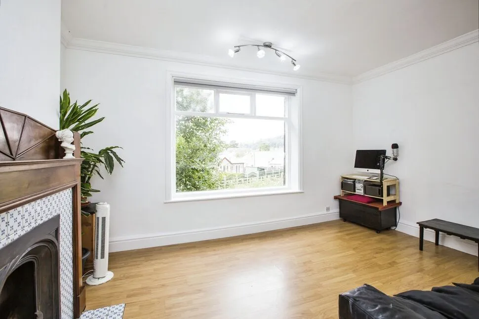 New Road, Mytholmroyd, West Yorkshire, HX7, photo 11