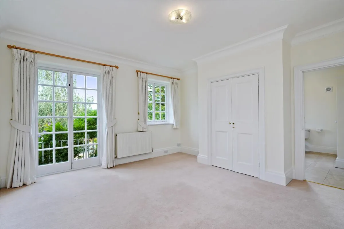 New Road, Esher, KT10, photo 7