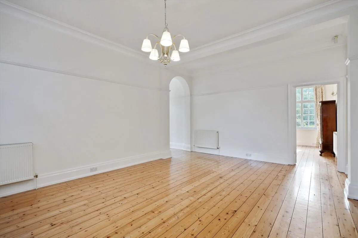 New Road, Esher, KT10, photo 5