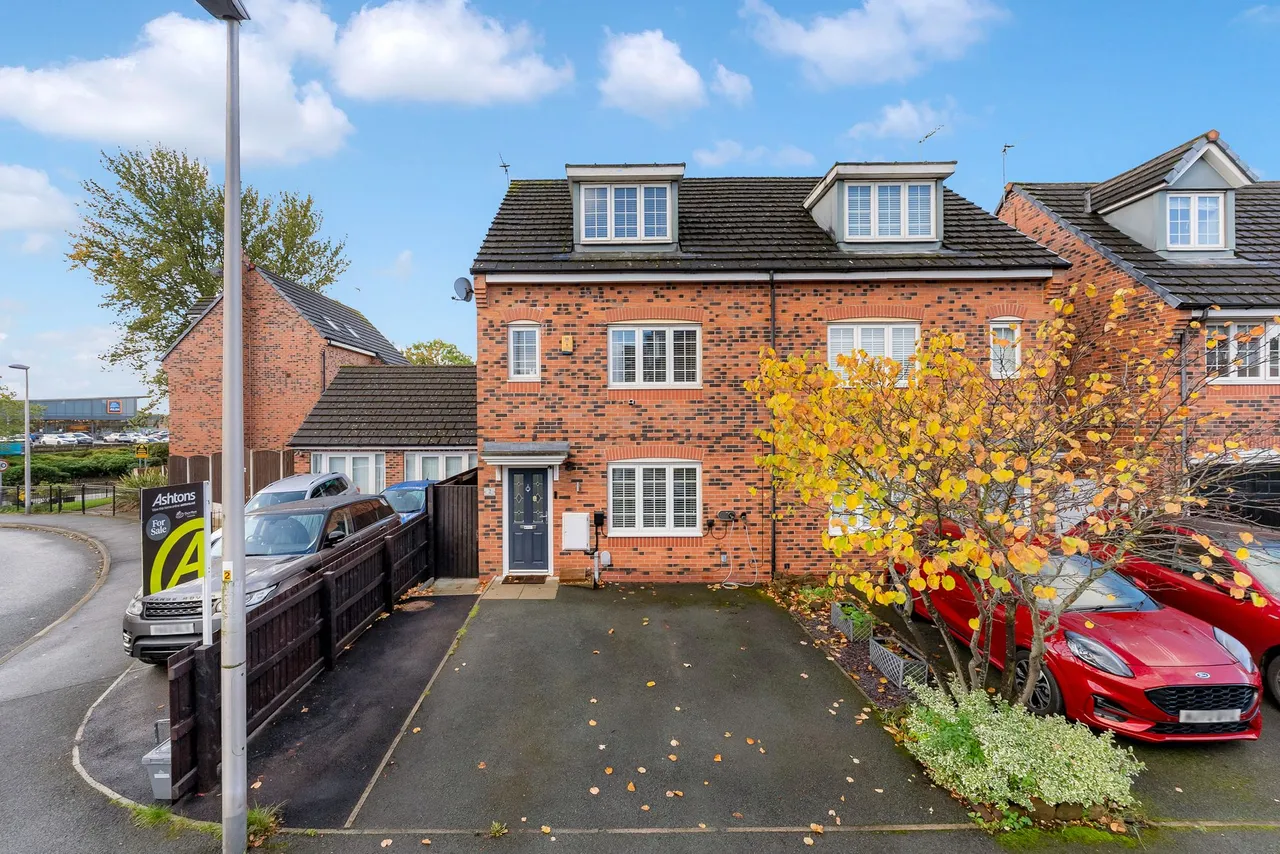 4 bed house for sale, Langley Beck, Widnes, WA8