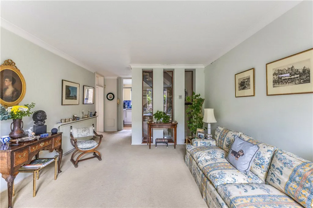 Shaftesbury Mews, London, W8 6, photo 4